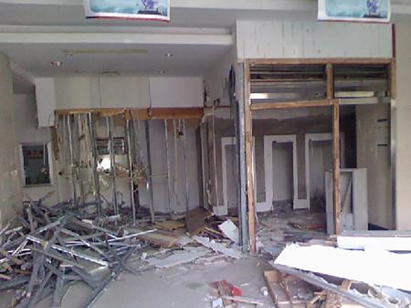 蘇州衛生間拆除拆舊專業還原毛坯